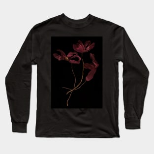 Wilted red flowers Long Sleeve T-Shirt